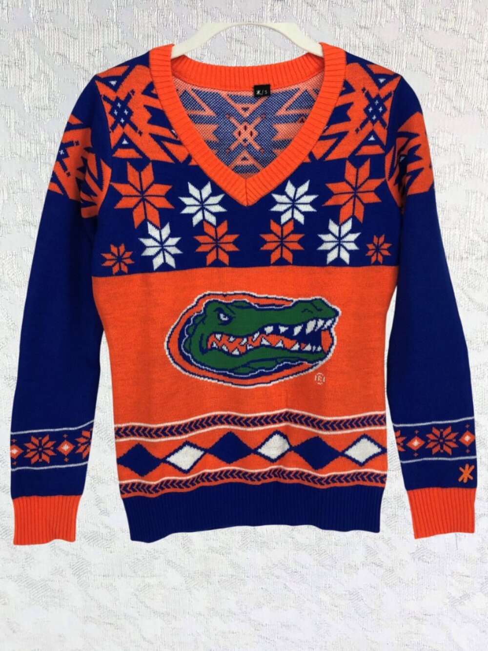 University of Florida Gators Collegiate V-Neck Sweater Size S